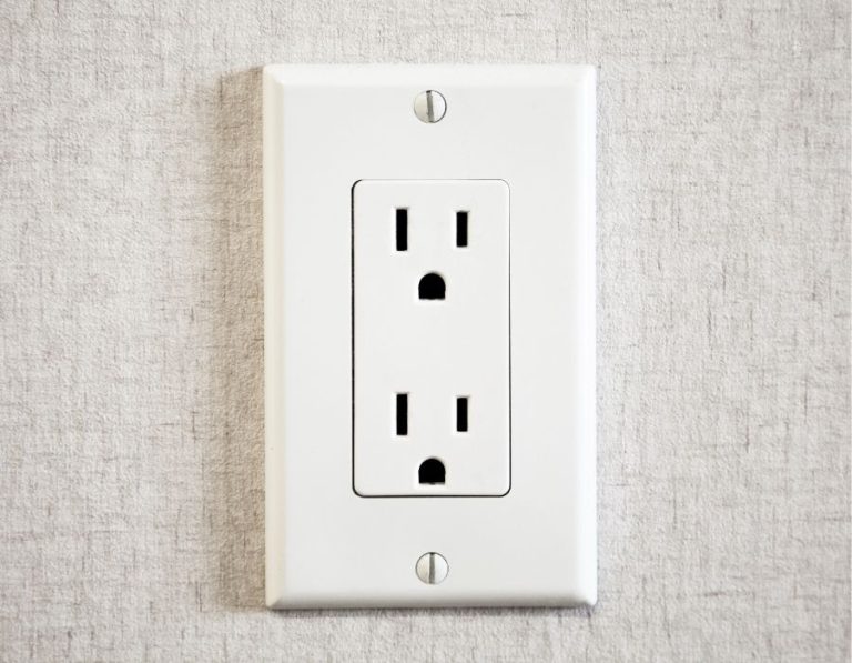Outlets Not Working Near Rice Creek in Port Wentworth? We’re Just Around the Corner